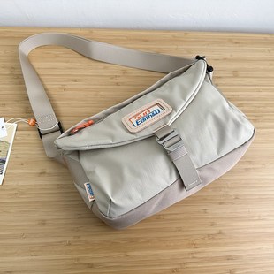 月神集物大容量挎包黑色单肩包米色女通勤斜挎帆布休闲轻便手机包