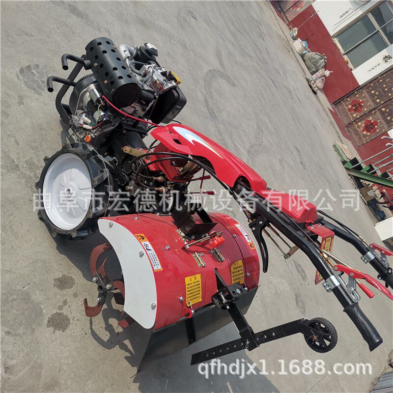 风冷四驱旋耕机 树林地松土微耕机 多功能施肥开沟机