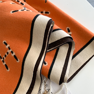 空调房披肩外搭女2023新款围巾两用夏季办公室毛毯盖毯保暖高级感