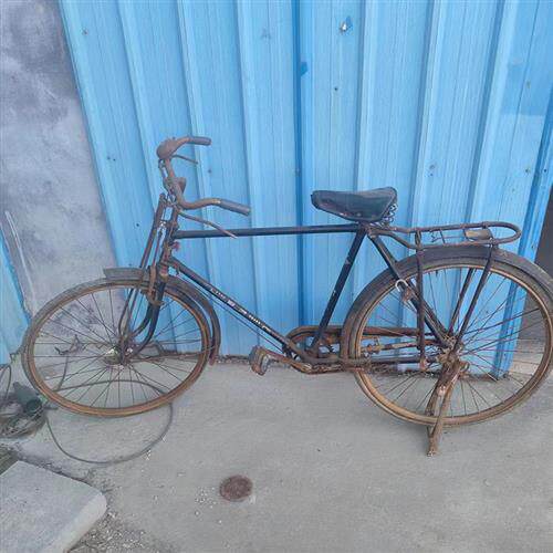 老式自行车老物俗老二八大杠民件旧货休闲农场影视道具风景.区装