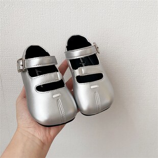 2岁女宝春秋鞋森系两岁宝宝鞋子公主鞋女童皮鞋婴幼儿早秋小银鞋1