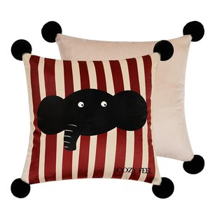 大象可爱卡通家用红色客厅沙发抱枕车内办公室靠枕午睡枕头可拆洗