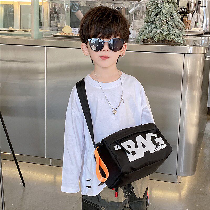 潮酷男童包包新款时尚运动小男孩单肩包帅气女孩斜挎包宝宝游玩包