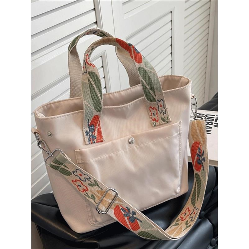 清仓带娃出门婴儿妈妈便携包妈妈包母婴外出包时尚布包帆布妈咪包