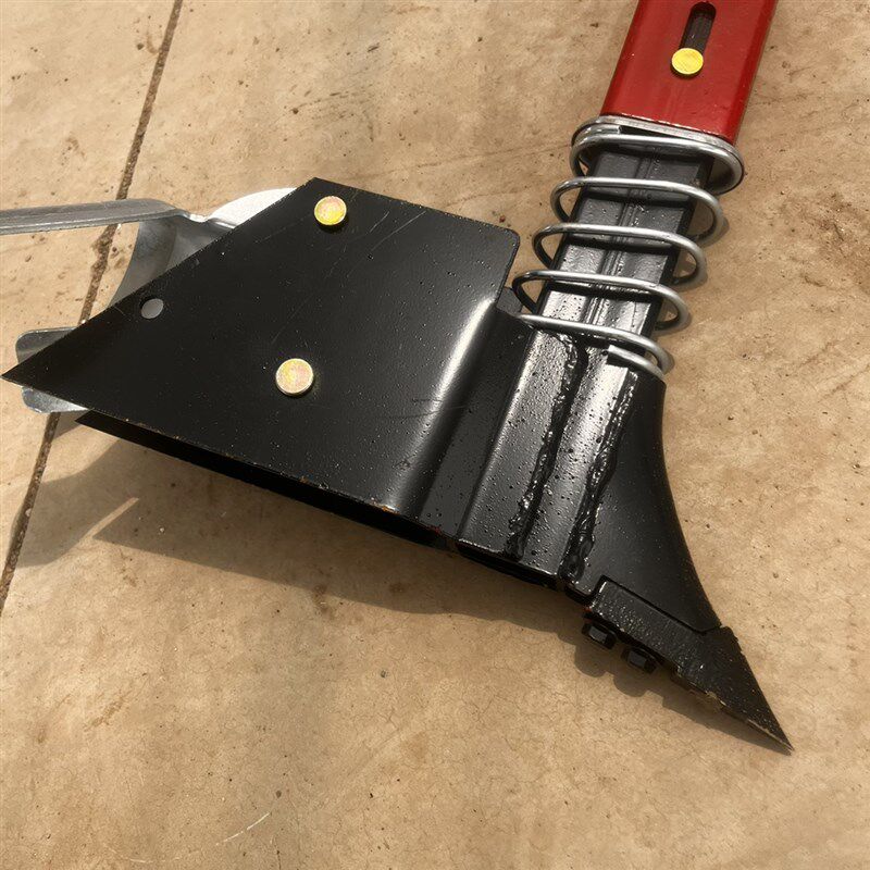 滴灌带开b沟器滴灌架拉簧滴灌架子方管塑料套滴灌带架子圆盘开口