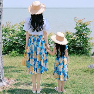 海邊度假沙灘裝 新款 三亞旅游印花t恤女童連衣裙套裝 裙子2024夏季
