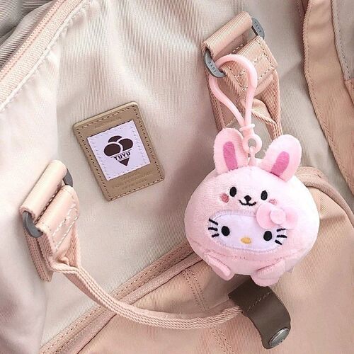 ins可爱日系hellokitty挂件毛绒挂饰K包挂件学生卡通少女心钥匙扣