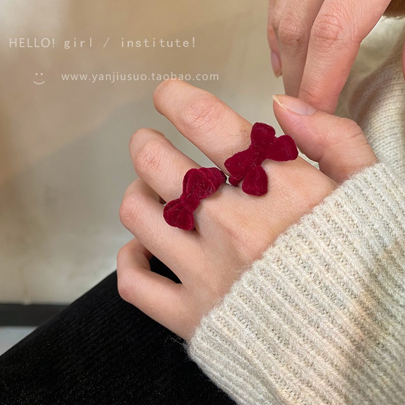 复古红色植绒蝴蝶结戒指女2021年新款潮小众设计感闺蜜可爱食指戒