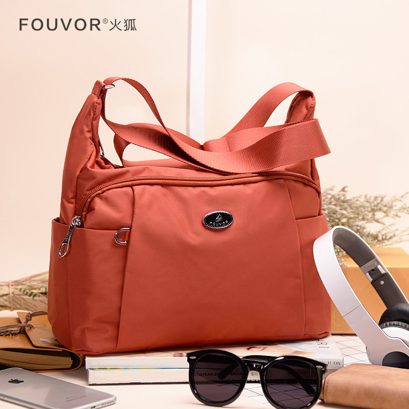 秋季女士斜挎包大容量包包女2021新款尼龙单肩女包通勤百搭帆布包