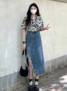 300斤大码女装复古破洞牛仔半A身裙女夏季胖mm裙子不规则开叉半裙