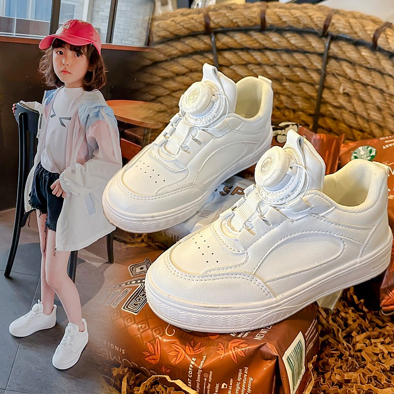 儿童小白鞋女童板鞋运动鞋2025春秋新款旋钮纽扣男童校园白色鞋子