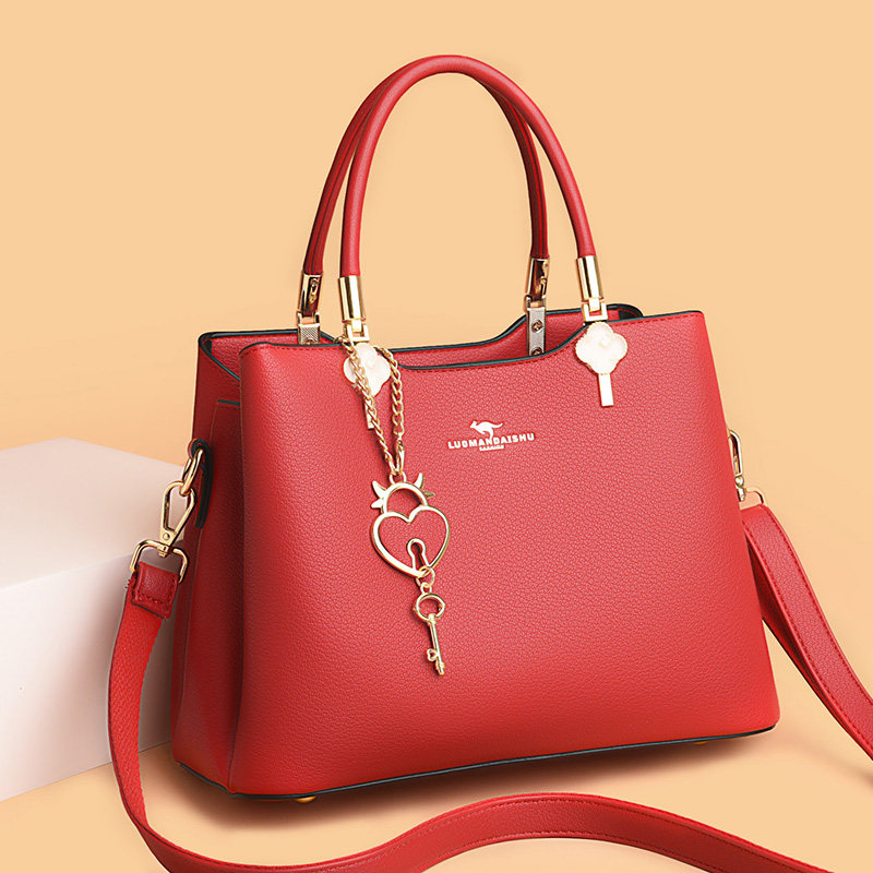 红色婚包新娘手提包女大容量2023新款单肩斜挎中年女士妈妈款包包