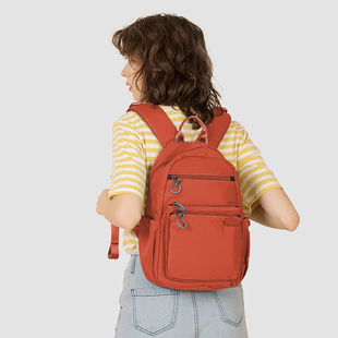 大容量双肩包女轻便防水背包学生书包男夏休闲旅游包包出行旅行包