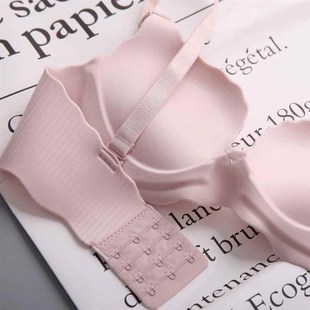 【折扣价】柔滑平胸小胸罩无钢圈超厚6CM内衣女小胸聚拢加厚