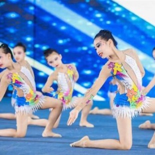 订制啦啦操演出服啦啦队演出服健美操服装套装舞蹈R服新品22团体