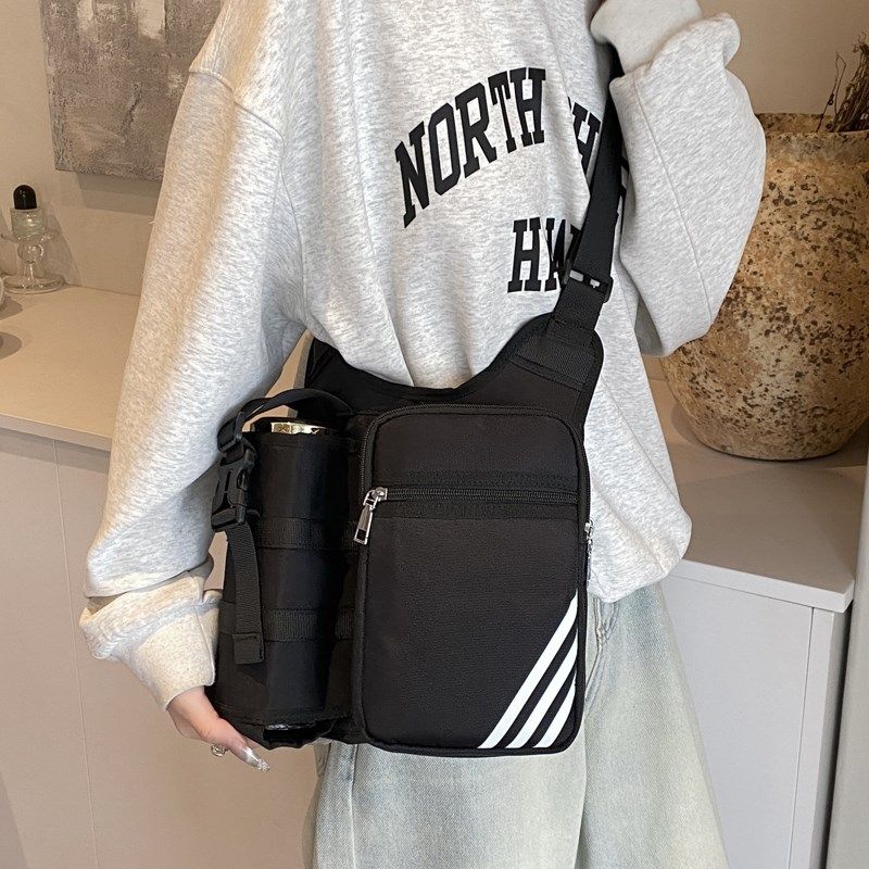 新款男士旅游背包户外休闲单肩斜挎包女出行方便手机水杯包牛津布,箱包皮具/热销女包/男包,男士包袋,淘宝优惠券,粉丝福利购,淘宝优惠卷