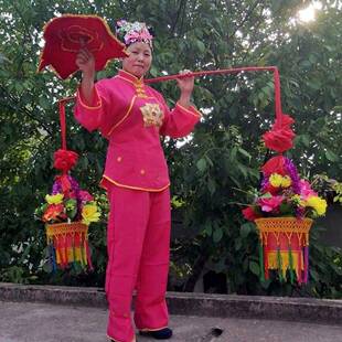 舞蹈花篮 秧歌花篮花挑 舞台戏剧秧歌挑花篮 回娘S家道具 花篮道