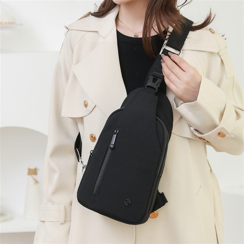 新款胸包休闲运动旅行通勤挎包男女大容量单肩斜挎小背包简约百搭,箱包皮具/热销女包/男包,胸包,淘宝优惠券,粉丝福利购,淘宝优惠卷