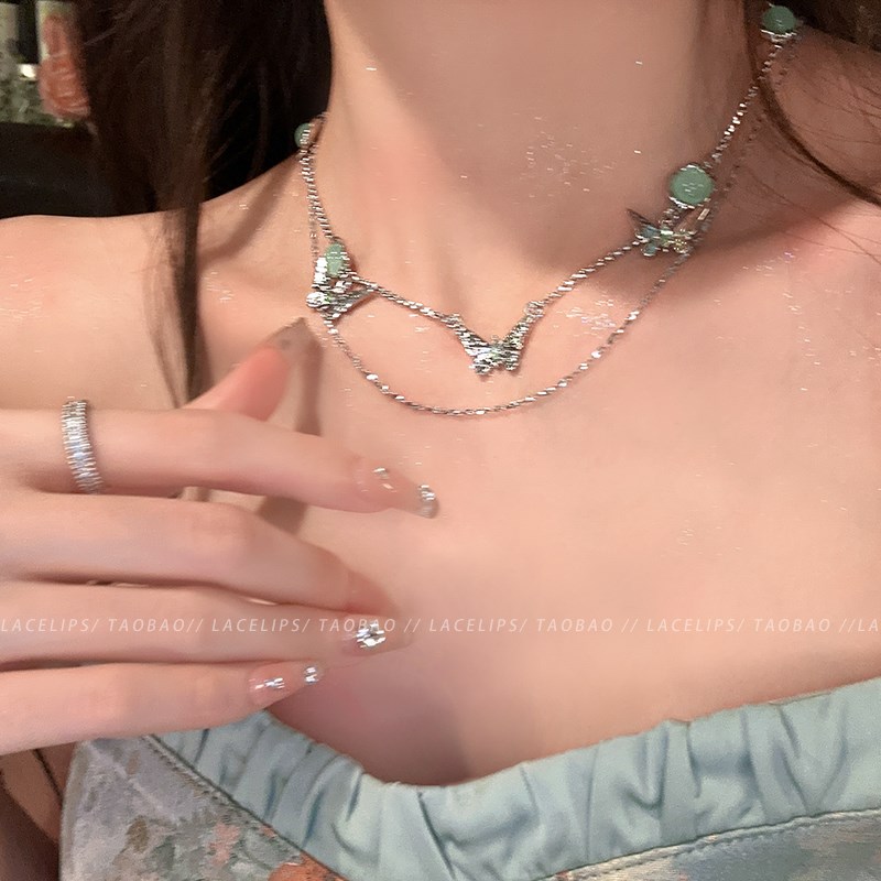 小众高货淸蝶乱舞~双层叠戴蝴蝶项链女2024新款绿色锆石锁骨链颈