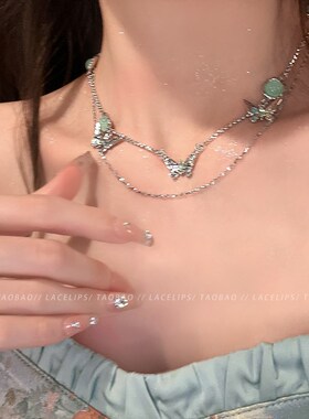 小众高货淸蝶乱舞~双层叠戴蝴蝶项链女2024新款绿色锆石锁骨链颈