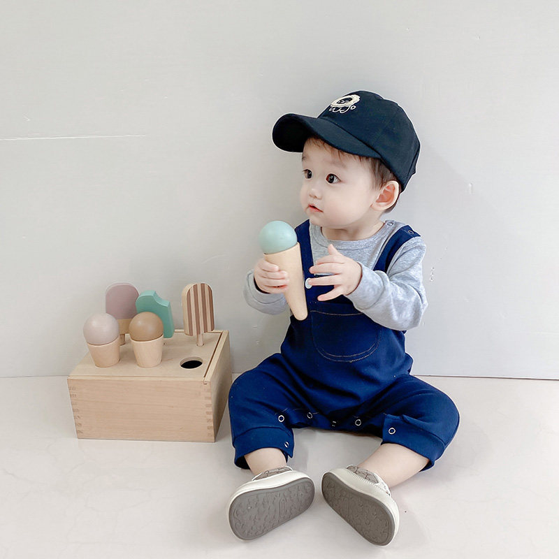 春装婴儿连体衣假两件背带裤软牛仔哈衣男宝宝长袖薄款外出服