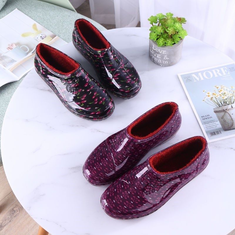 雨鞋女时尚款外穿水靴防滑防水鞋新款成人胶鞋中短筒加绒套鞋雨靴