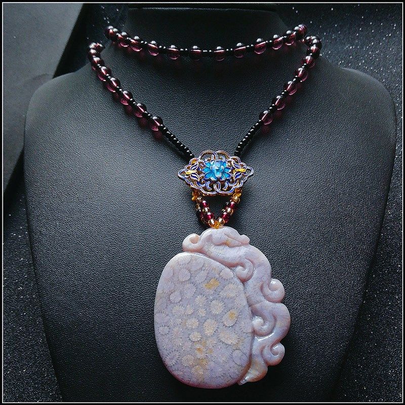 【臻品】天然 珊瑚玉吊坠 紫色珊瑚玉吊坠毛衣链 吊坠雕刻双面花,饰品/流行首饰/时尚饰品新,颈饰,淘宝优惠券,粉丝福利购,淘宝优惠卷