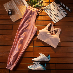 网红运动套装女士速干文胸宽松哈伦裤健身房跑步训练时尚瑜伽服簿