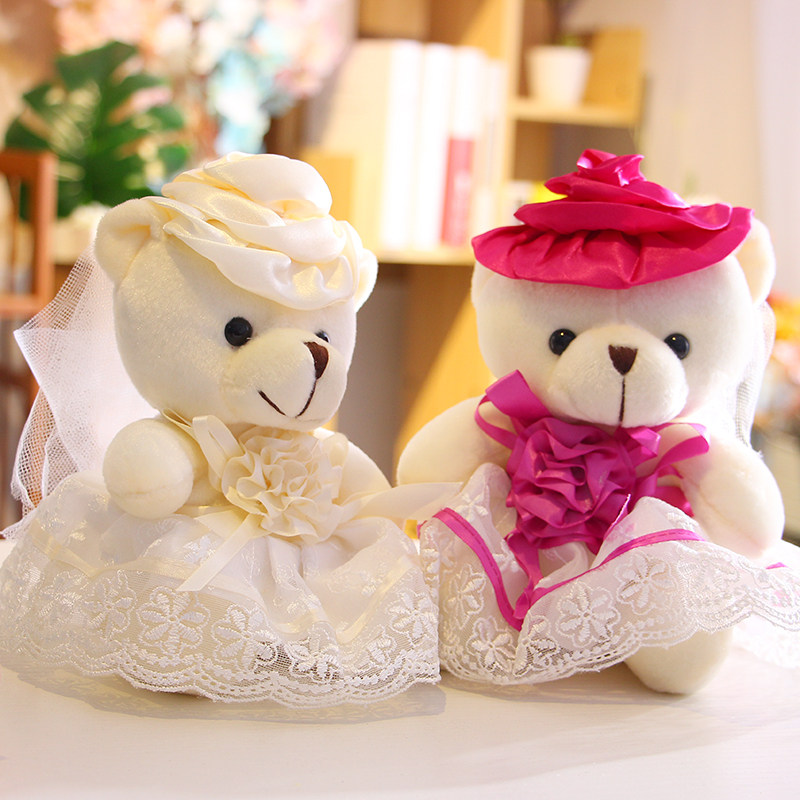 婚车熊公仔车头装饰中式情侣婚纱熊一对婚庆娃娃红色蕾丝结婚礼物
