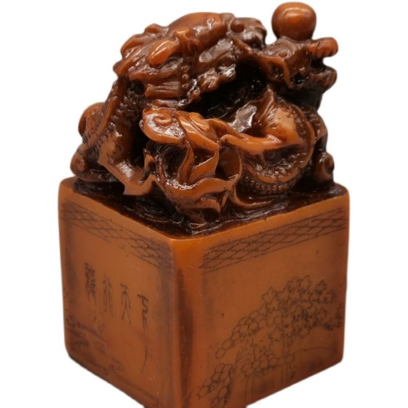 玉石原石寿山石雕老田黄色龙行天下印章玉玺风水玄关摆件