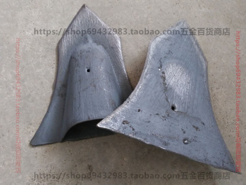 现货耕田配件:犁头/犁尖犁铧器/微耕机犁J头/铸铁犁 开沟器 耕地