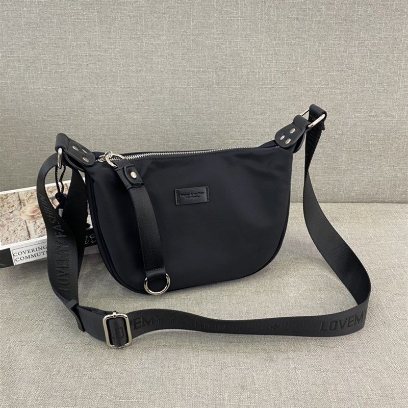 斜挎包女包大容量帆布单肩防水南韩丝配皮腋下包休闲背包布包单肩