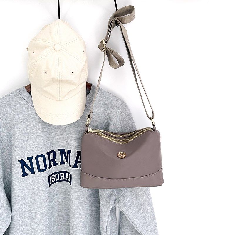 2025新款牛津布包包女百搭斜挎包时尚多层休闲小包包轻便单肩女包,箱包皮具/热销女包/男包,小方包,淘宝优惠券,粉丝福利购,淘宝优惠卷