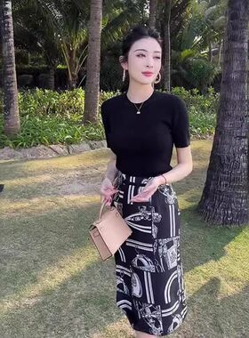 欧洲站新款名媛气质套装裙高级感黑色上衣半身裙显瘦两件套女夏季