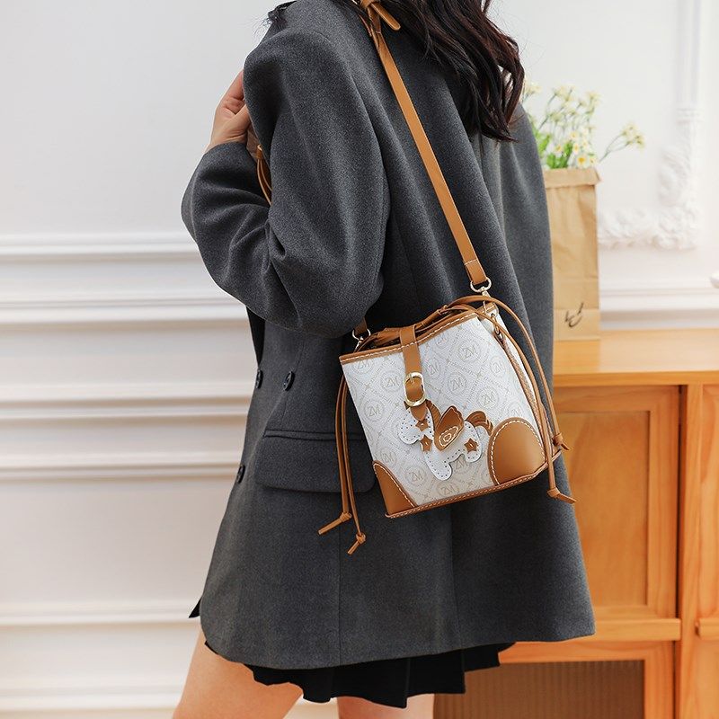 印花水桶包diy手工编织包包自制材料包手缝单肩斜挎包送朋友礼物,箱包皮具/热销女包/男包,水桶包,淘宝优惠券,粉丝福利购,淘宝优惠卷