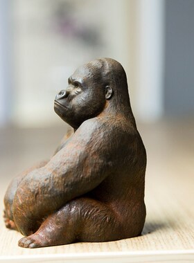 创意仿铸铁铁锈迷你大猩猩动物桌面小摆件书房客厅茶台纯手工现货