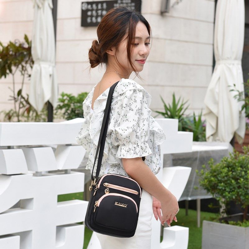 女士斜挎小包2024秋季新款牛津布斜挎包手机包女多层帆布单肩女包,箱包皮具/热销女包/男包,通用款女包,淘宝优惠券,粉丝福利购,淘宝优惠卷