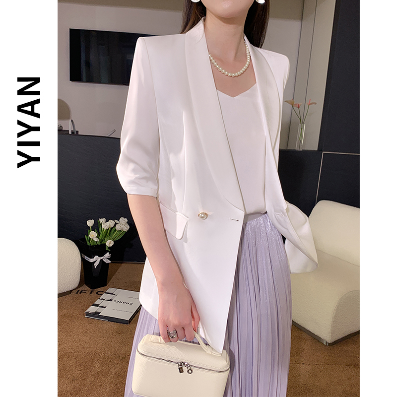 白色西装外套女夏季薄款2024新款醋酸缎面高级感休闲秋装西服套装
