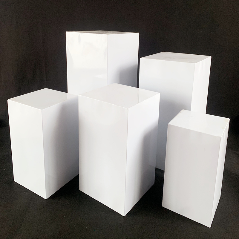 新款婚庆道具铁艺方柱路引甜品台圆柱体婚礼舞台装饰摆件橱窗布置