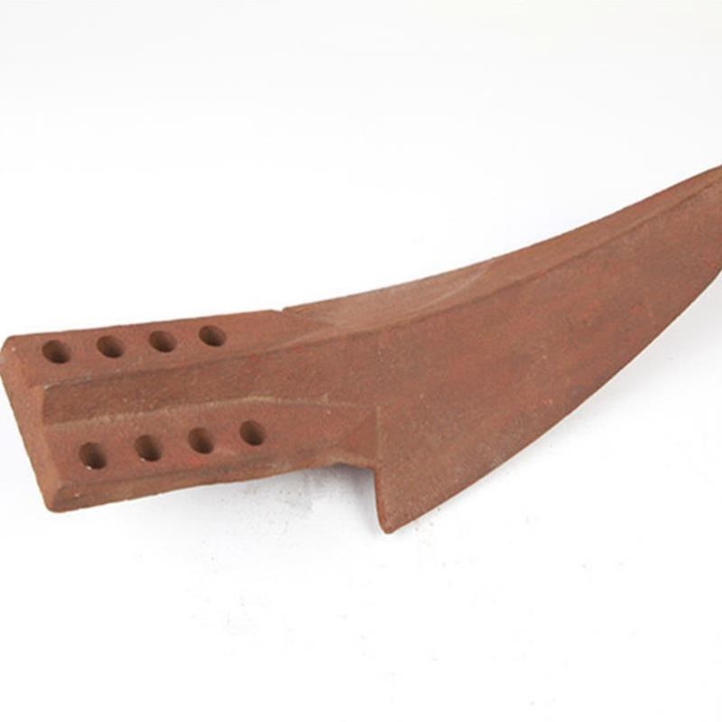 犁体犁头农用牛犁小型耕耘机梨头尖旋耕机中间小犁头高强度耐磨加