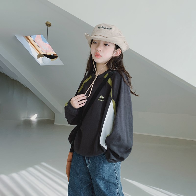 女童卫衣2024春装新款女大童休闲山系初中生青少年户外风长袖上衣