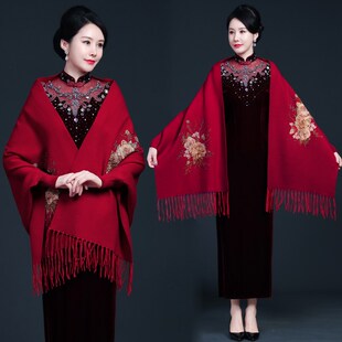 红色秋冬婚宴g妈妈旗袍披肩外搭带袖披风百搭流苏加厚斗篷羊绒外