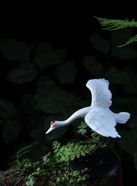 仙鹤陶瓷动物白鹤创意假山水景鱼池摆件办公室客厅书架丹顶鹤饰品