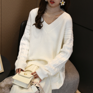 毛衣女慵懒风宽松外穿v领套头百搭2021年新款上衣 早秋薄款针织衫