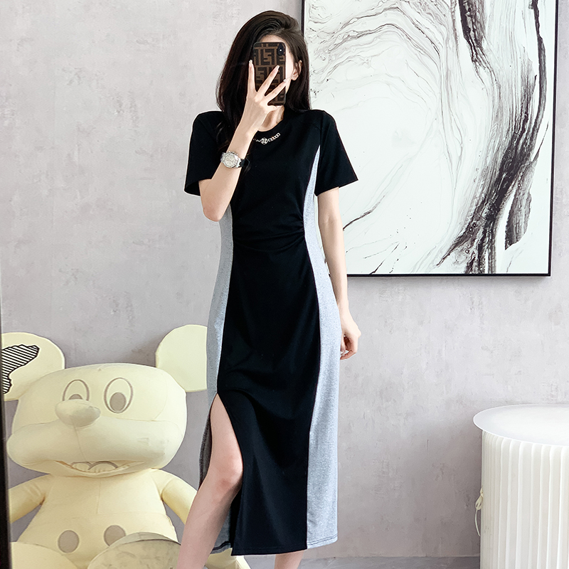 2023夏季哺乳衣外出辣妈款产后喂奶衣服小众撞色开叉哺乳连衣裙子