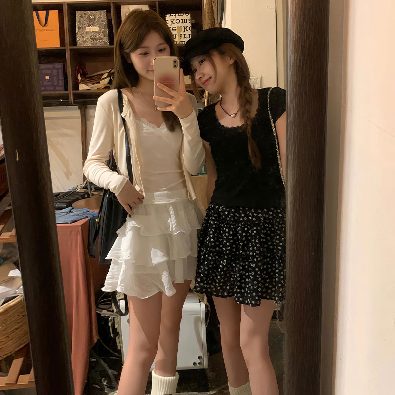 热销白色蛋糕短裙女夏2024新款高腰a字显瘦温柔蕾丝小个子碎花半