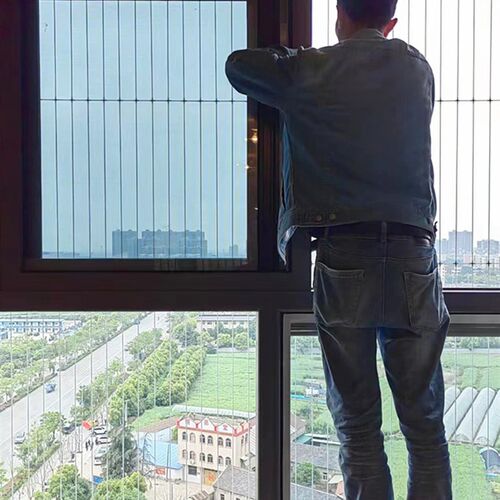 高楼阳台窗户儿童隐形防护网楼梯走廊防坠防盗宠物隐形防盗网