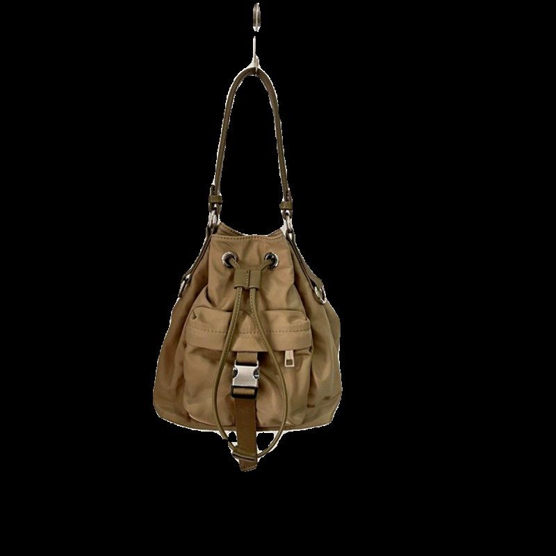 极简主义 今年流行精致手提水桶包小众轻便抽绳单肩斜挎牛津包女,箱包皮具/热销女包/男包,水桶包,淘宝优惠券,粉丝福利购,淘宝优惠卷