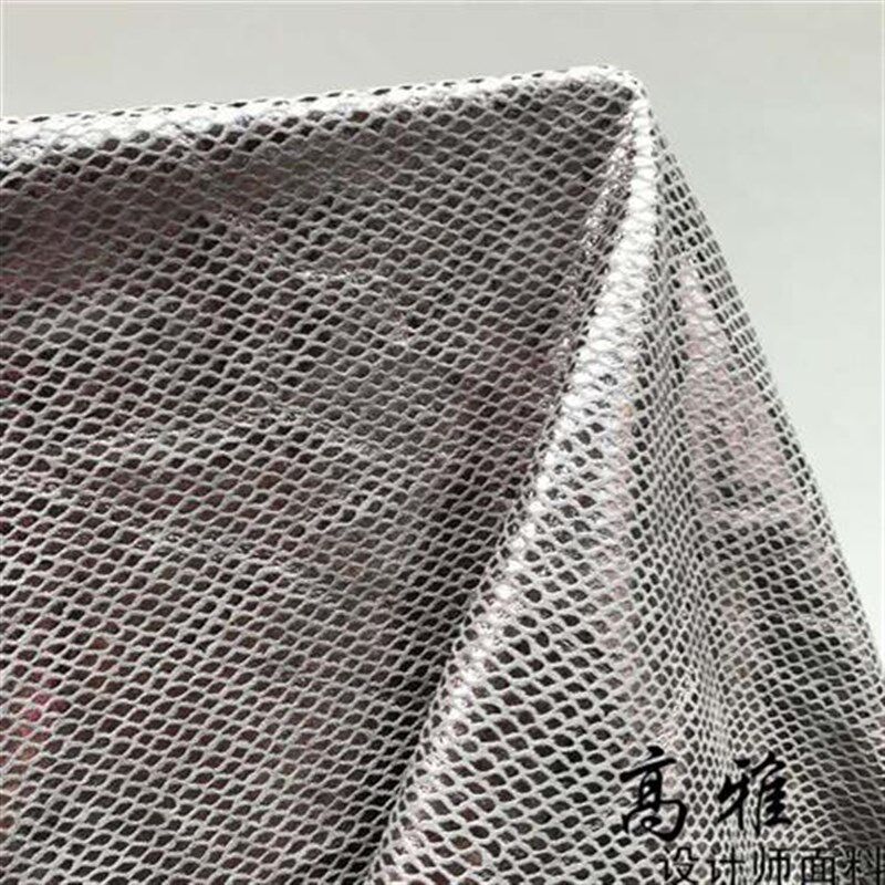 浅金色小鱼鳞纹仿皮革面料金属光泽装饰装修背景墙软包pu皮料仿皮