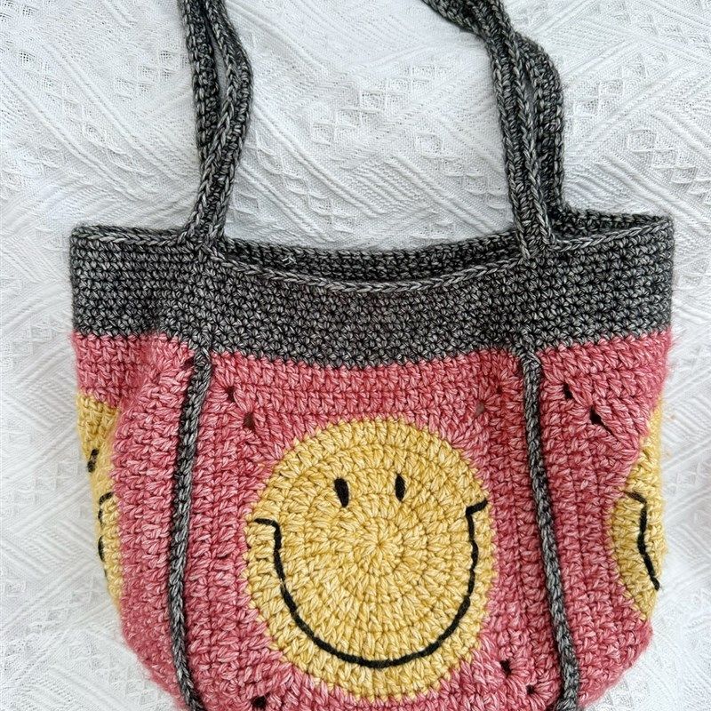 大号挎包笑脸包 手工编织 沁柔线钩针 手提包 diy手编 成品材料包,服饰配件/皮带/帽子/围巾,DIY编织材料包,淘宝优惠券,粉丝福利购,淘宝优惠卷
